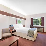Microtel Inn & Suites By Wyndham Hamburg