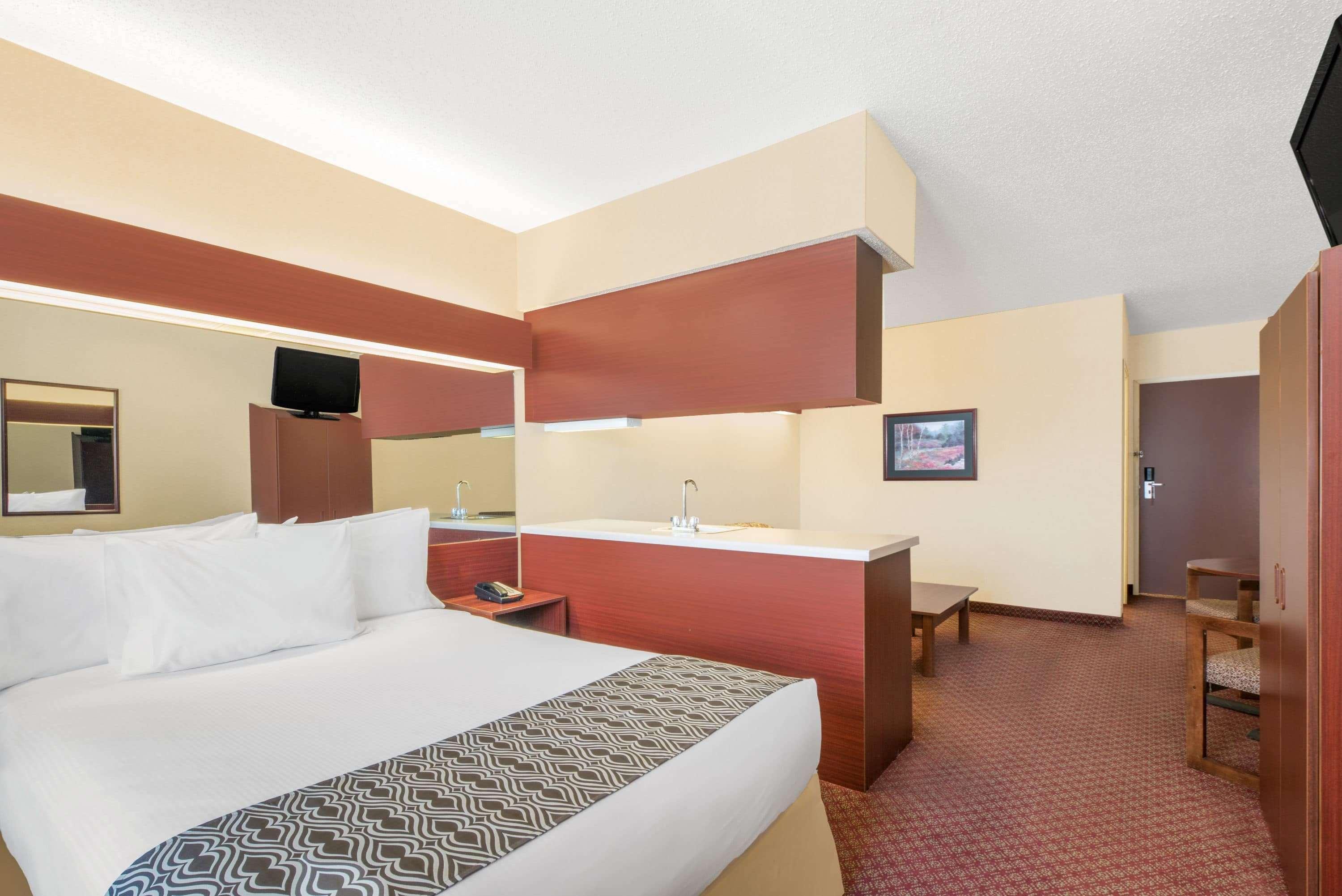 Microtel & By Wyndham